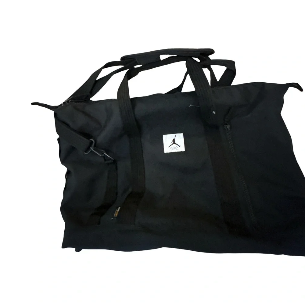 Air Jordan Black Gym Bag Duffle Tote Jump Man Travel Crossbody